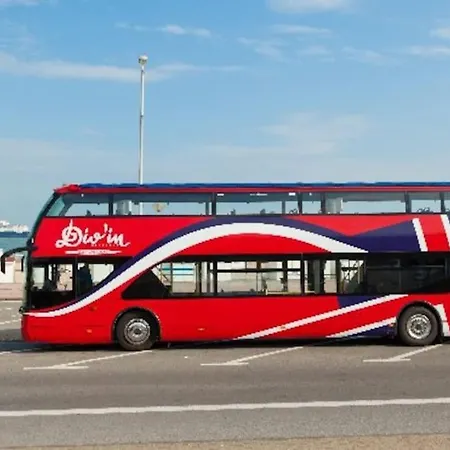 Le Grand Messin - Calais Nord -Cour - Plage - Ferry - Eurotunnel Exterior photo